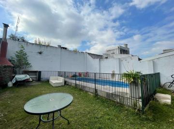 PH · 176m² · 5 Ambientes · P. H 5 Ambientes con Garaje Jardín, Pileta y Parrilla - Munro