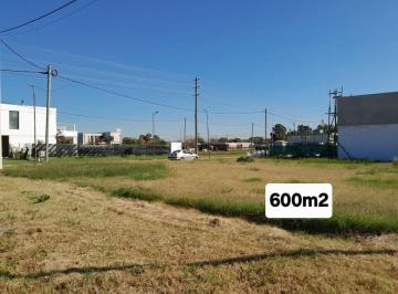 Terreno · 600m² · Lote de 600 m² en Barrio Don Guido. gorina