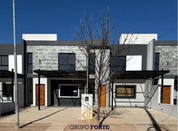 Casa · 110m² · 3 Ambientes · 2 Cocheras · Oportunidad Docta Duplex en Venta 2 Dorm.