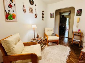 Departamento · 92m² · 6 Ambientes · Departamento Tres Dorm. en Echesortu