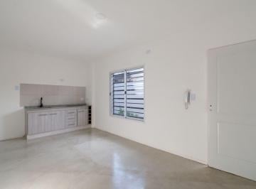Departamento · 41m² · 2 Ambientes · Venta Dpto PH 2 Amb Patio Vestidor Ituzaingo Cuota