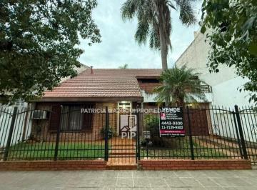 Casa · 100m² · 4 Ambientes · 1 Cochera · Casa en Venta en Haedo