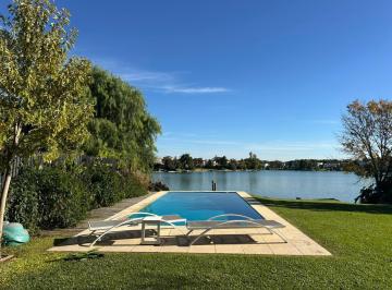 Casa · 360m² · 6 Ambientes · 1 Cochera · Casa en Venta en Santa Bárbara, 4 Dorm., a La Laguna Vista Al Espejo Central y Atardecer