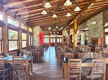 Local comercial · 650m² · 5 Ambientes · 2 Cocheras · Uso Comercial Múltiple I Permuta por Dpto en Capital Federal