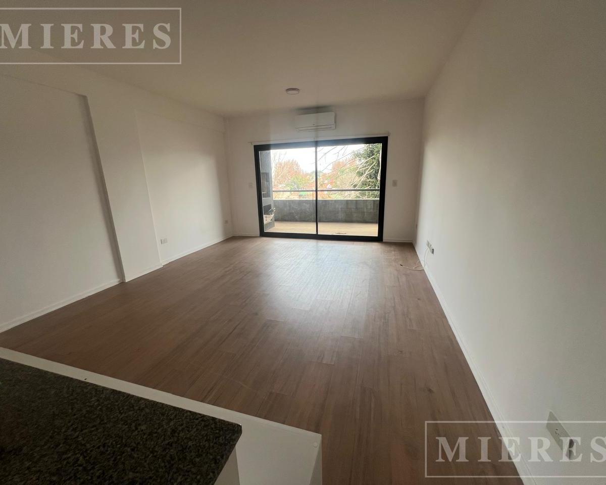 Monoambiente en Alquiler en Tigre Centro