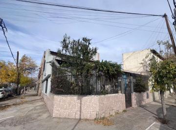 Casa · 166m² · 4 Ambientes · 1 Cochera · Venta Casa 3 Dorm. Area Centro Sur