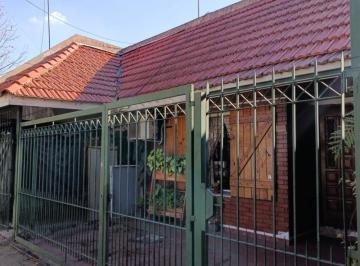 Casa de 4 ambientes, Almirante Brown · Casa de 208 m² con 3 Dorm. en Venta en José Mármol. Apta Credito