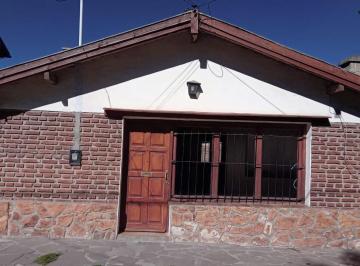 Casa · 3 Ambientes · Casa en Centro