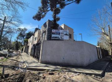 PH de 3 ambientes, Almirante Brown · Duplex a Estrenar Excelente Ubicacion - a 300 m de Plaza Brown