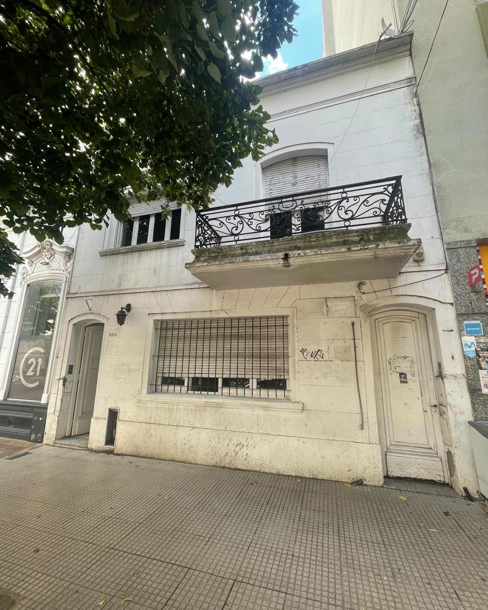 AVENIDA 44 e/ 11 y 12 LA PLATA, La Plata, La Plata