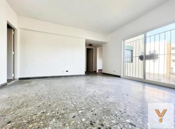 Departamento · 50m² · 3 Ambientes · Departamento en Venta - 2 Dorm. 2 Baños - 50 m - Versalles