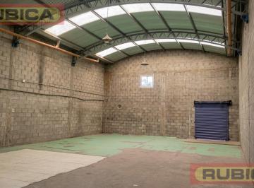 Bodega-Galpón · 180m² · Alquiler Depósito 180 m² - Area de Promoción El Triángulo Malvinas Argentinas