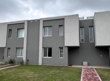 Casa · 105m² · 4 Ambientes · 2 Cocheras · Casa en Venta Tortugas Decs con Financiación