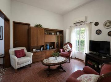 Casa de 3 ambientes, Almirante Brown · Casa 3 Ambientes C/ Cochera, Patio y Local en Adrogué
