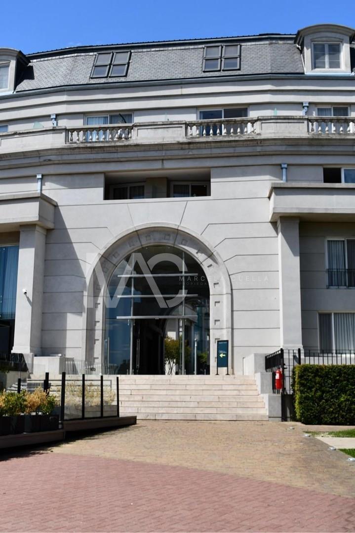 CHATEAU DEL PORTAL 7000