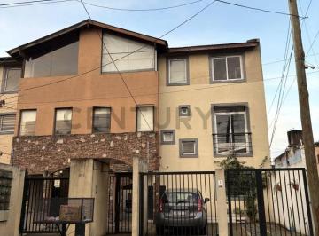 PH · 115m² · 4 Ambientes · 2 Cocheras · Triplex 4 Ambientes en Venta en Morón