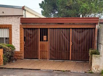 Casa de 4 ambientes, Ensenada · Casa en Venta de 3 Dorm.