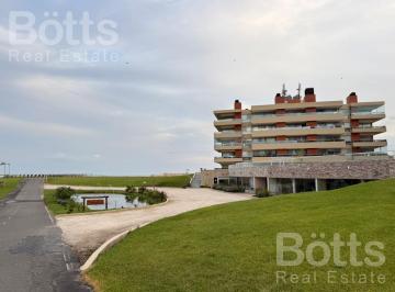 Departamento · 45m² · 2 Ambientes · 1 Cochera · Departamento en Villarobles