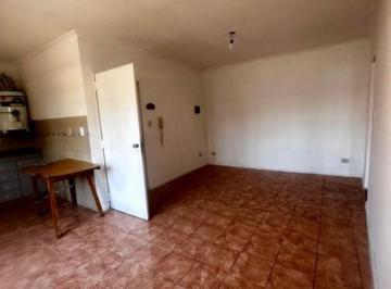 Departamento de 1 ambiente, Almirante Brown · Dpto en Planta Alta. Sin Expensas