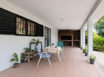 Casa · 214m² · 5 Ambientes · 2 Cocheras · Casa Chalet en Venta en Villa Allende Parque, Villa Allende, Colón