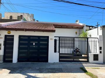 Casa · 97m² · 4 Ambientes · 2 Cocheras · Casa en Belgrano