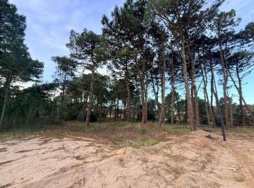 Terreno · 1018m² · Lote en Venta en Barrio Bosques Pinamar Norte