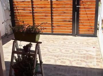 Casa · 80m² · 3 Ambientes · Casa en Venta - 2 Dorm. 1 Baño - 80 m - Almirante Brown