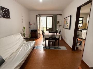 Departamento · 84m² · 5 Ambientes · Departamento en Jorge Cura