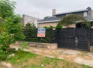 Casa de 8 ambientes, Quilmes · Casa en Venta en Quilmes Oeste