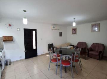 Departamento de 2 ambientes, Villa Carlos Paz · Alquilo Dpto 1 Dormitorio con Cochera y Patio - Carlos Paz