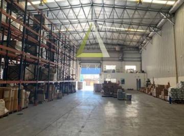 Bodega-Galpón · 1680m² · Excelente Galpón en Alquiler con Muy Buena Altura en Predio con Seguridad!