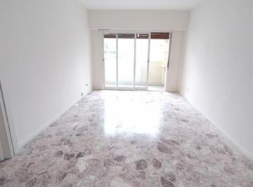 Departamento · 53m² · 3 Ambientes · Alquiler Departamento 3 Ambientes con Balcon Villa Crespo Apto Profesional