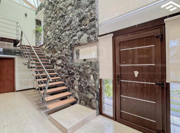 Casa · 833m² · 5 Ambientes · 2 Cocheras · Casa a La Venta St Thomas Norte - Gran Oportunidad!