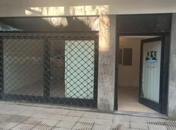 Local comercial · 42m² · Local en Alquiler Comercial en Almagro