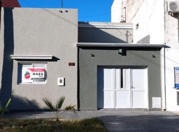 Casa de 5 ambientes, Ciudad de Santa Fe · Casa Totalmente Restaurada y Modernizada a Estrenar en Fomento 9 de Julio