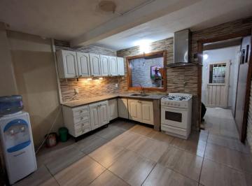 Casa · 43m² · 5 Ambientes · 2 Cocheras · Duplex 3 Dorm. Parrilla Patio San Miguel