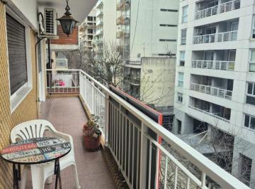 Departamento · 92m² · 4 Ambientes · 1 Cochera · Departamento 4 Ambientes con Balcón en Venta