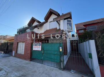 LNI-LNI-650_2 · Casa en Alquiler de 5 Ambientes con Parque y Cochera Burzaco