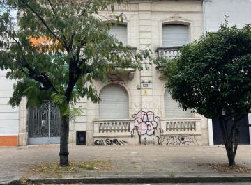 Casa · 222m² · 5 Ambientes · 1 Cochera · Casa en La Plata