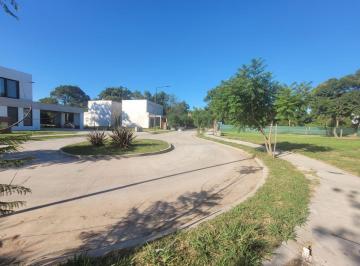 Terreno · 501m² · Lote en Pequeño Barrio Cerrado