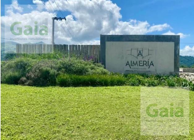 Terreno · 552m²