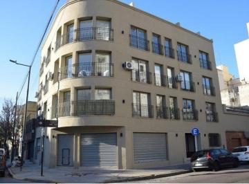 Departamento · 42m² · 2 Ambientes · Departamento de 2 Amb. con Patio, Apto Profesional