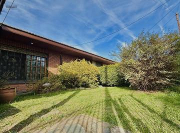 Casa · 75m² · 3 Ambientes · Casa con Importante Parque Privado
