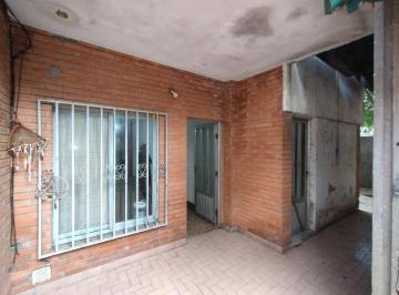 Casa · 126m² · 4 Ambientes · Casa Interna de 3 Dorm. y Patio