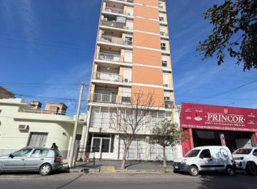 Departamento de 3 ambientes, Córdoba · Departamento en Alquiler con 2 Dorm., en Barrio General Pueyrredon