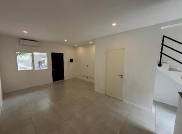 PH · 98m² · 4 Ambientes · 1 Cochera · Triplex 4 Amb Venta Olivos