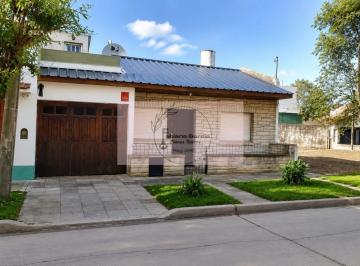 Casa de 3 ambientes, Mar del Plata · Oportunidad de Inversion - Chalet a Reciclar en Villa Primera Venta!