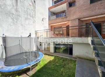 Casa de 8 ambientes, Boedo · Casa Chalet 3 Plantas Triplex Jardin Patio Terraza Balcon Parrilla Cocheras Posibilidad Ascensor