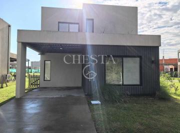 Casa · 140m² · 5 Ambientes · 1 Cochera · Casa en Alquiler en El Aljibe, Pilar, G. B. a. Zona Norte