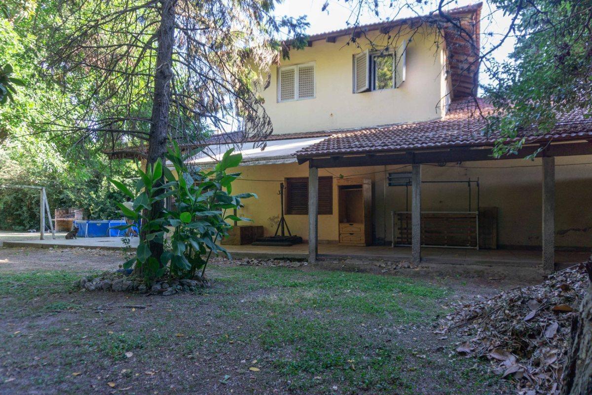 Calle 458 Entre 23 y 24 1100